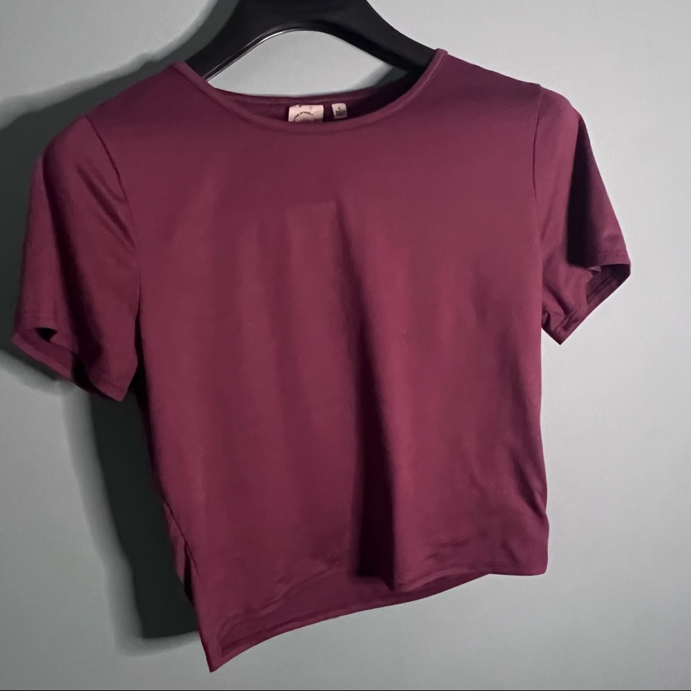 🍒Pink cropped tee L